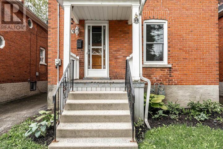 Property Photo:  96 McNab Street  ON N5A 1Z2 