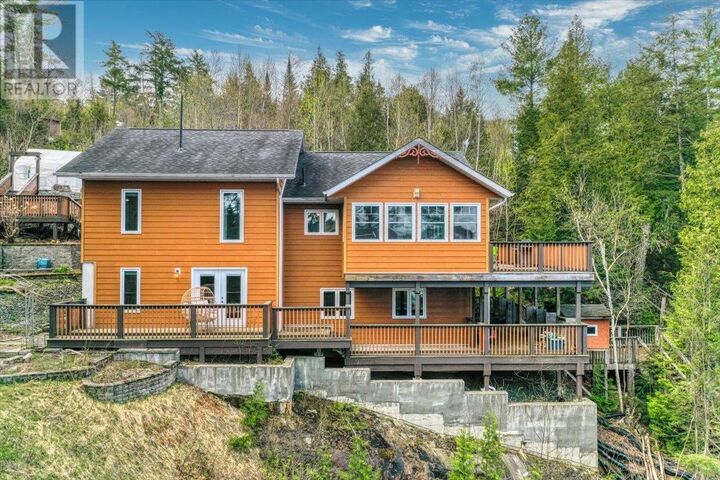 Property Photo:  14 Evergreen Ln  ON P5A 2S9 