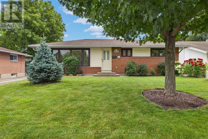 Property Photo: 1143 Gateway Road ON K2C 2W8