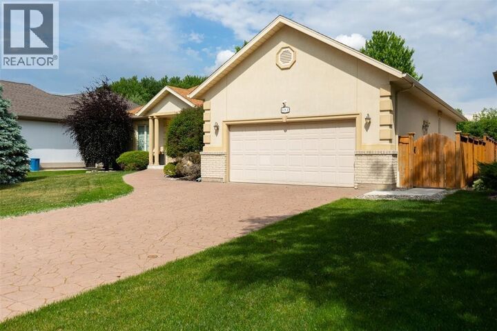 Property Photo:  582 Riverside Drive  ON N0N 1G0 