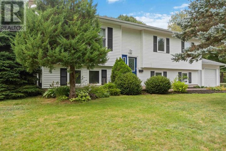 Property Photo:  127 Willow Avenue  NS B0P 1R0 