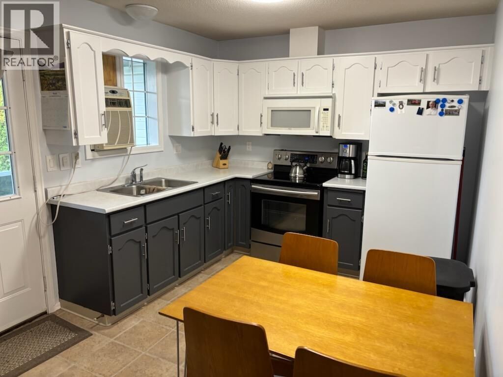 Photo de la propriété: 106 McDermid Drive 205 BC V2M 4T6