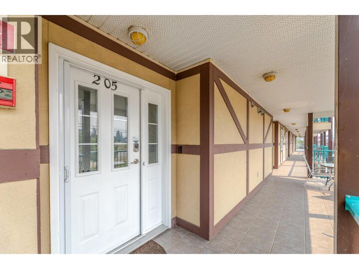 Property Photo:  850 Railway Lane 205  BC V0H 1R4 