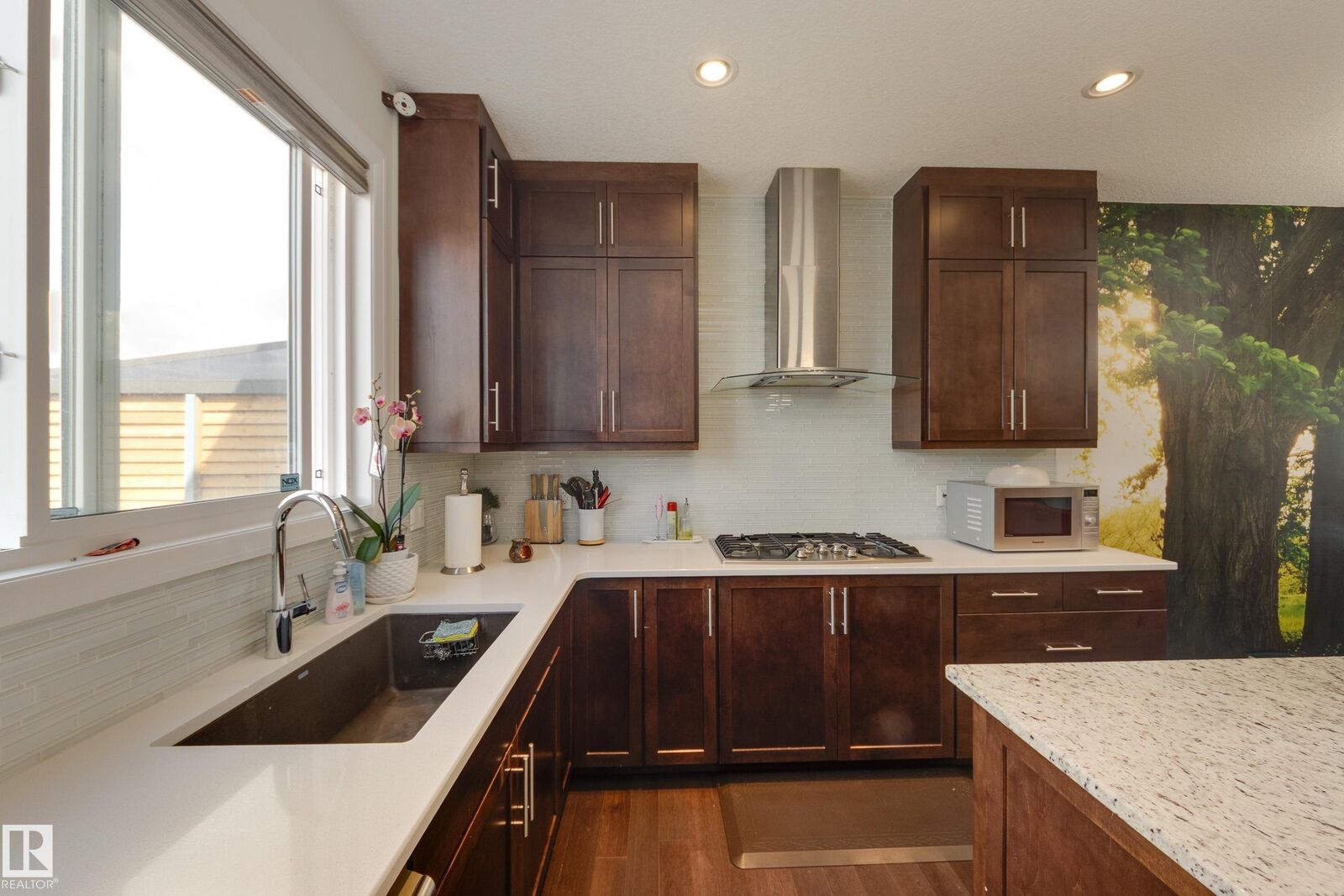 Property Photo:  1770 Dumont Crescent SW  AB T6W 3V8 