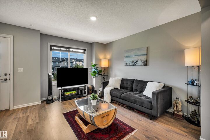 Property Photo:  3025 151 Avenue NW 33  AB T5Y 3W4 