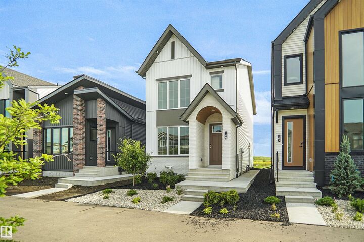 Property Photo:  69 Sienna Boulevard  AB T8L 0W3 