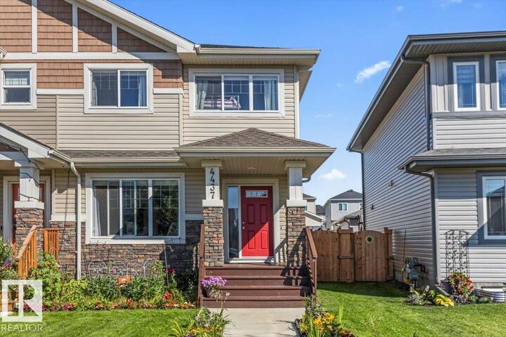 Property Photo:  4437 38 Street  AB T4X 2X1 