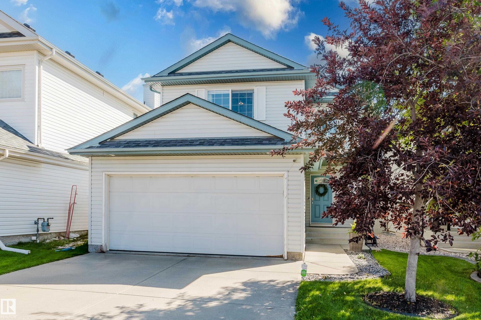 Property Photo:  8307 6 Avenue SW  AB T6X 1L6 