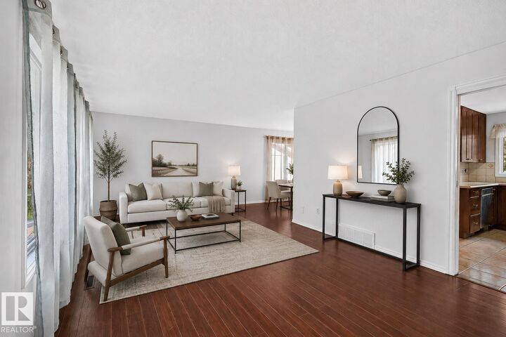 Property Photo:  16016 78A Avenue NW  AB T5R 3G3 