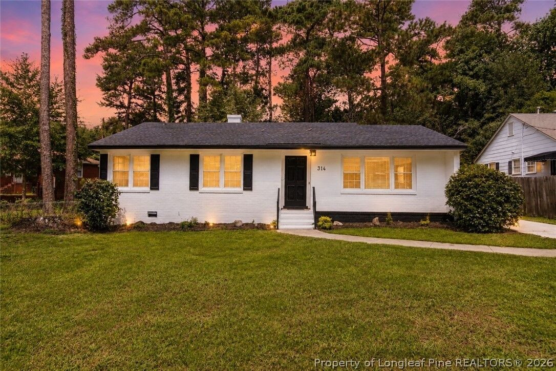 Property Photo: 314 Parkview Avenue NC 28305