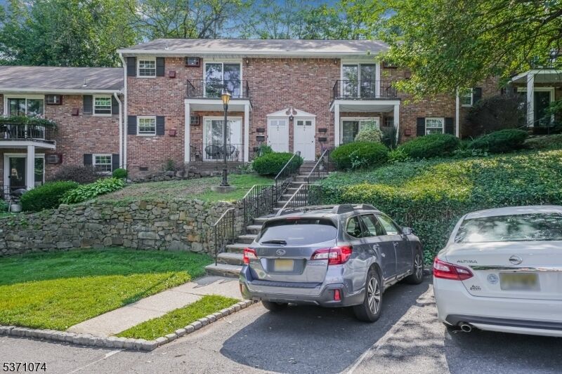 Property Photo: 320 South Street 18H NJ 07960