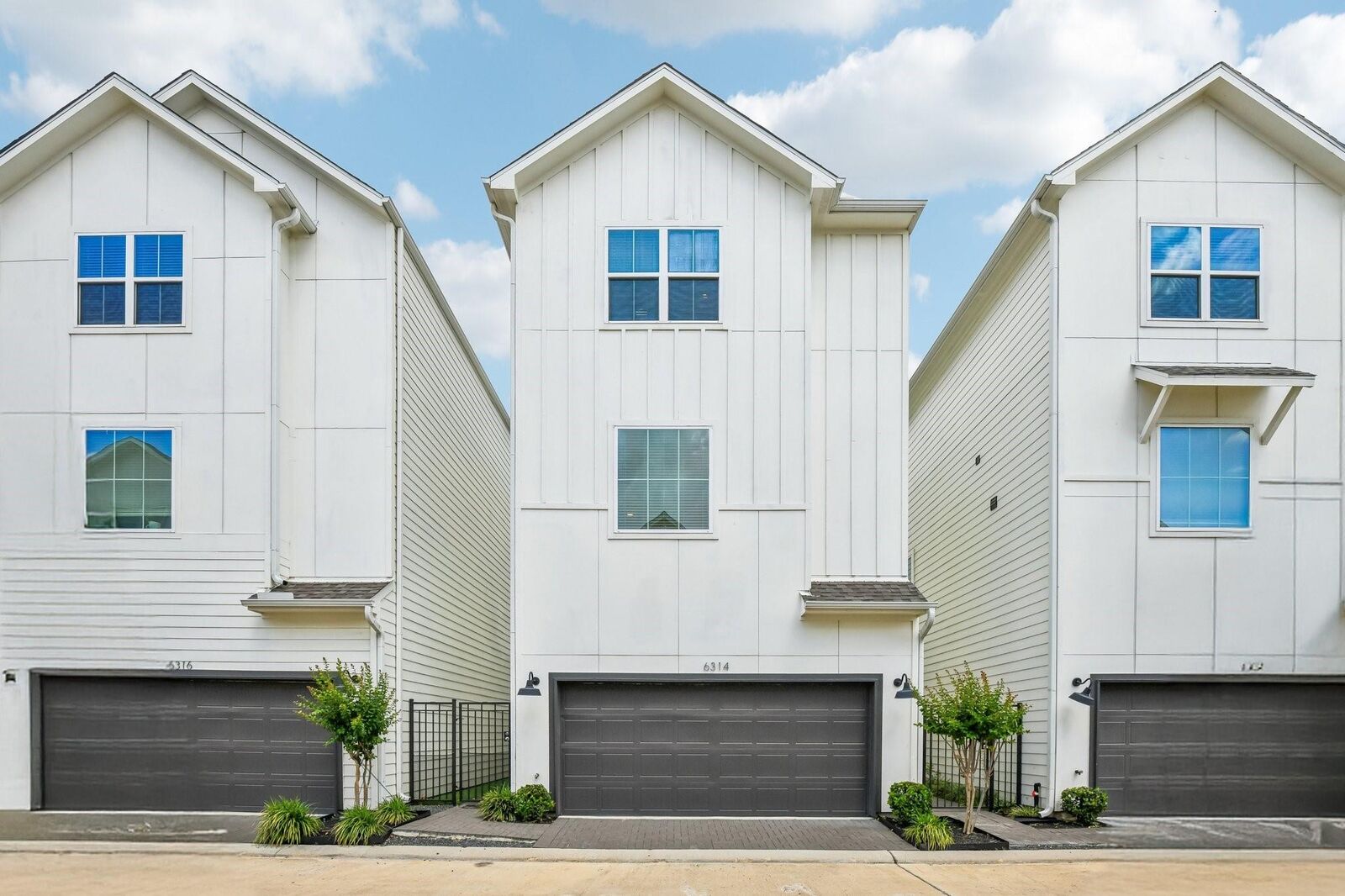 Property Photo:  6314 Chelsea Falls Lane  TX 77008 