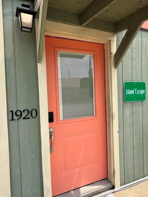 Property Photo:  2328 Avenue P 1/2  TX 77550 