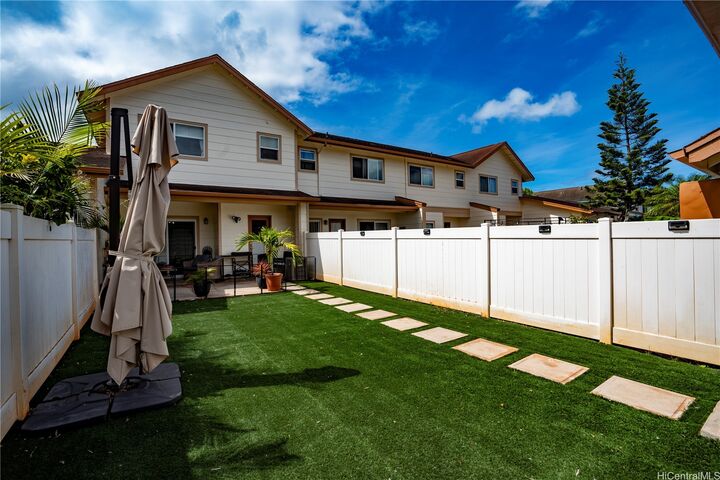 Property Photo:  91-1010 Kaimalie Street S5  HI 96706 