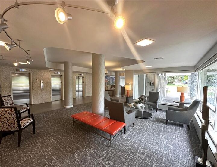 Property Photo:  333 W Meyer Boulevard 312  MO 64113 