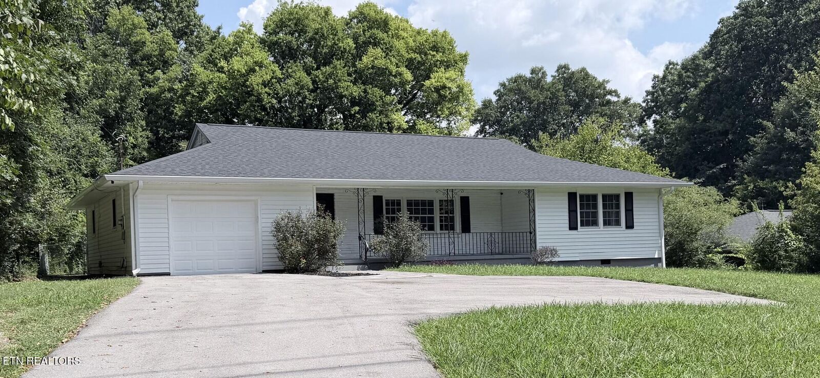 Property Photo:  5504 Chapman Hwy  TN 37920 