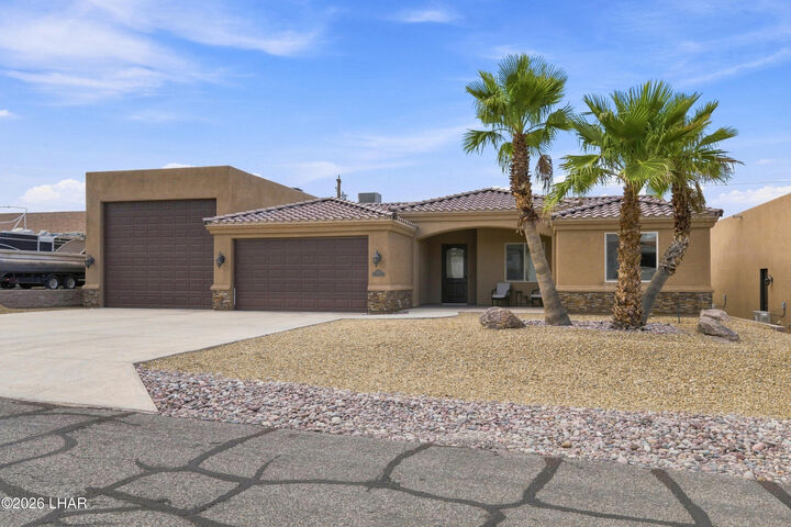 Property Photo:  3220 Dolphin Dr  AZ 86403 