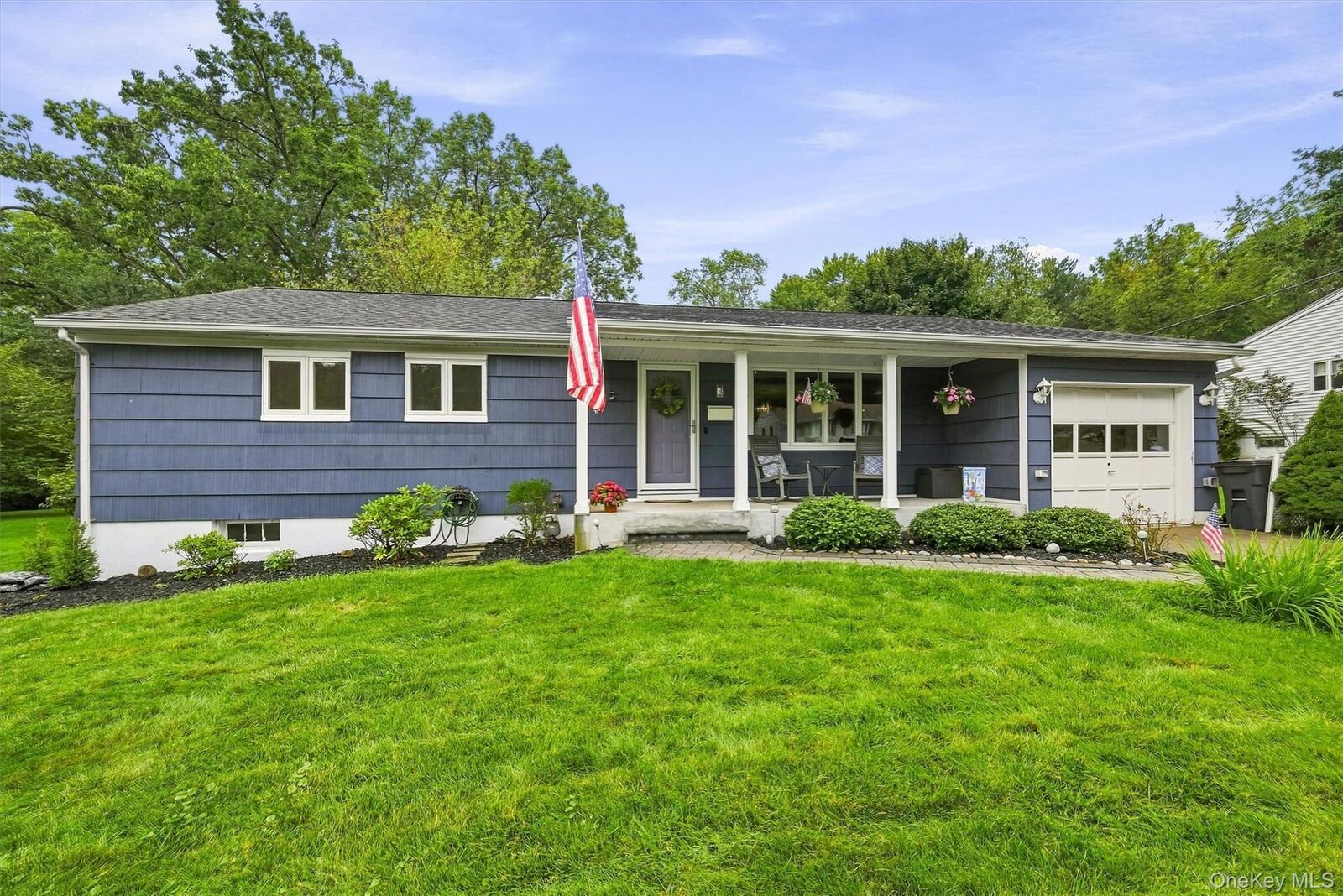Property Photo:  3 Richard Drive  NY 10994 