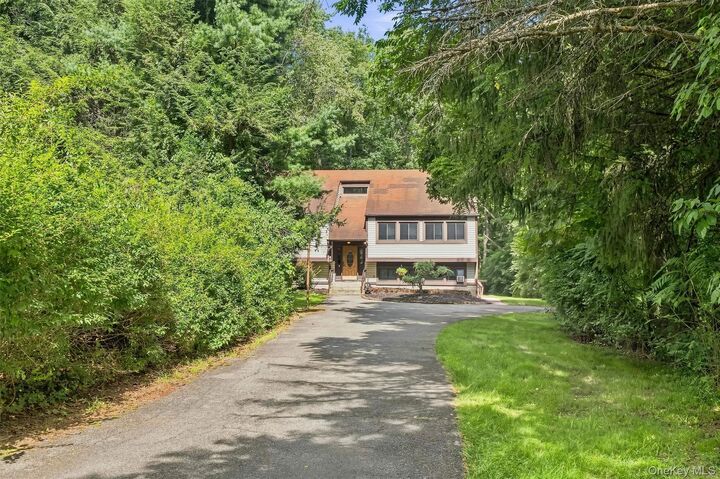 Property Photo:  383 Rt 32  NY 10917 
