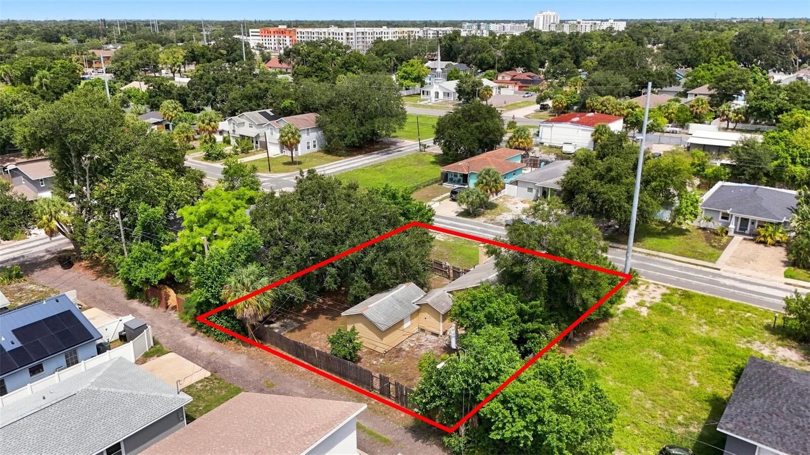 Property Photo:  2848 Emerson Avenue S  FL 33712 