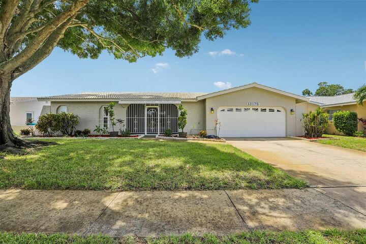 Property Photo:  13178 88th Avenue N  FL 33776 