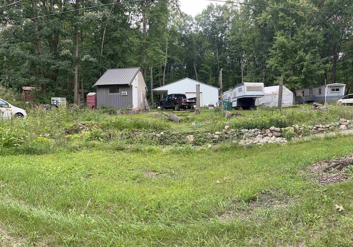 Property Photo: 3935 Lapham Road MI 48625