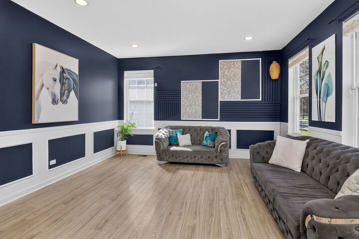 Property Photo: 722 Metropolitan Avenue IL 60490