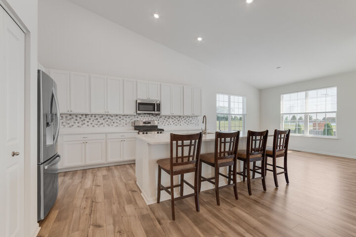 Property Photo: 2164 Tremont Avenue IL 60560