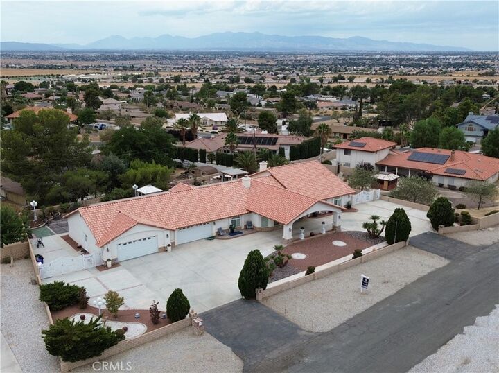 Property Photo:  20055 Waco Court  CA 92308 