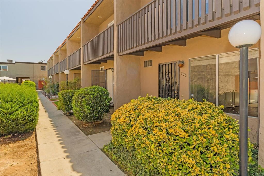 Property Photo:  272 Roanoke Road  CA 92020 