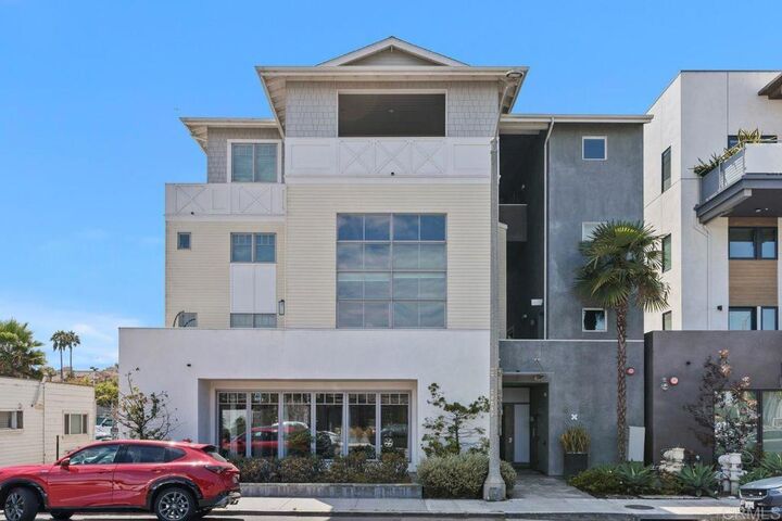 Property Photo:  2687 State Street  CA 92008 
