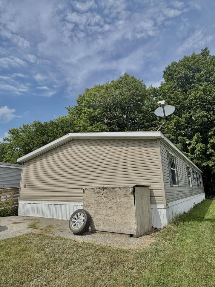 Property Photo:  30 Oak Street 24  ME 04963 