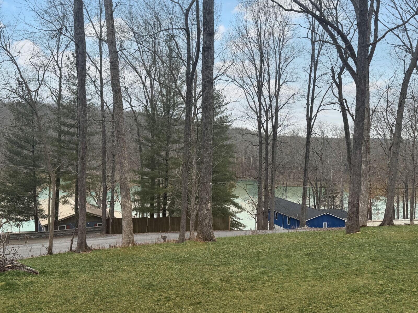 Property Photo:  559 Hickman Shores Rd  TN 37058 