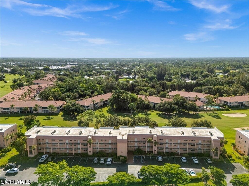 Property Photo:  200 Turtle Lake Court 205  FL 34105 