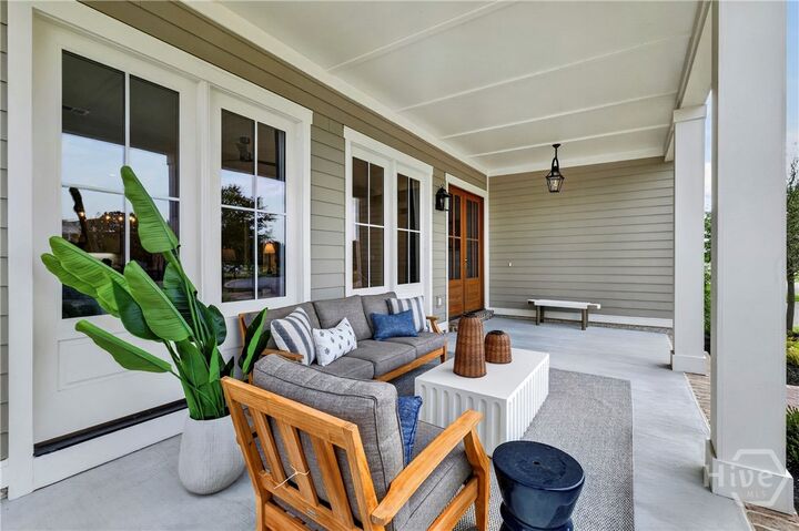 Property Photo: 403 Reserve Way GA 31401