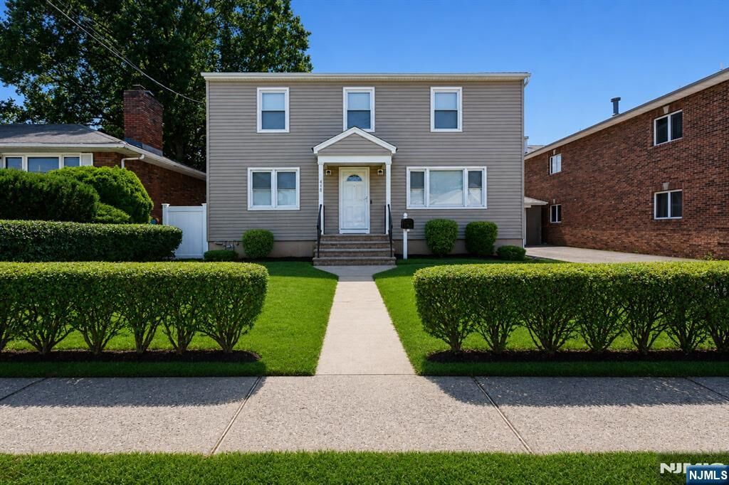 Property Photo:  418 President Street  NJ 07663 