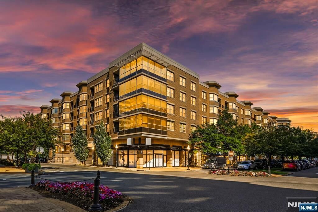 Property Photo:  20 Ave At Port Imperial 233/ 235  NJ 07093 