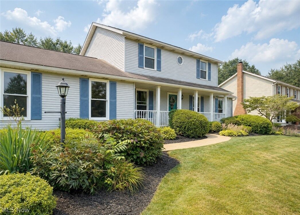 Property Photo: 9786 Hocking Street NW OH 44646