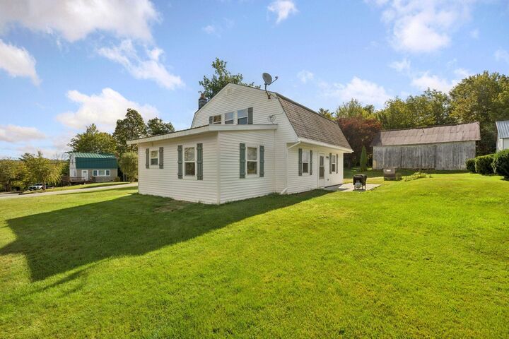 Property Photo:  42 Loverin Hill Road  NH 03773 