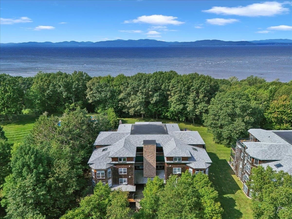 Property Photo:  3 Claire Pointe Road  VT 05408 