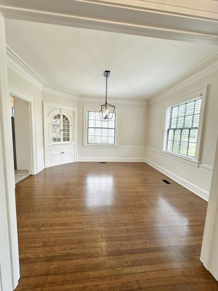 Property Photo: 704 E Harrison Street MO 63501