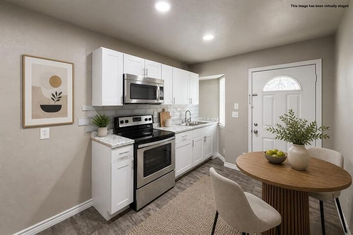 Property Photo:  2311 Vagas Street B  TX 75219 