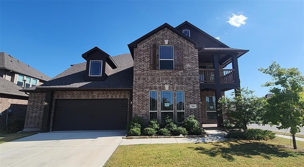 Property Photo:  900 Superbloom Avenue  TX 76247 