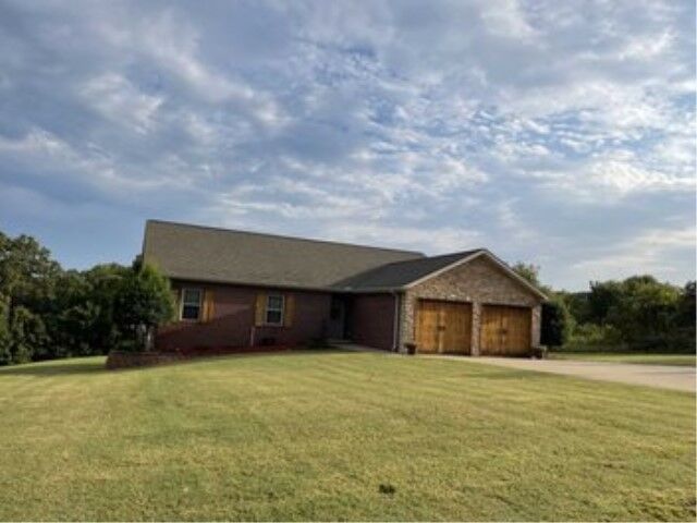 Property Photo:  730 Hayfield Drive  AR 72601 