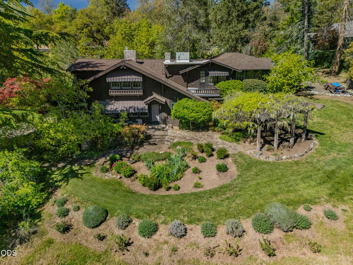 Property Photo:  2569 Old Stage Road  OR 97502 