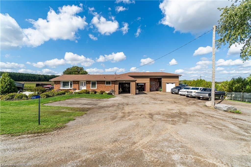Property Photo:  591 Governors Road E  ON N3L 3E1 