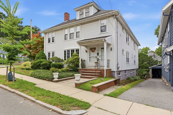 Property Photo:  131 Highland Ave 1  MA 02476 