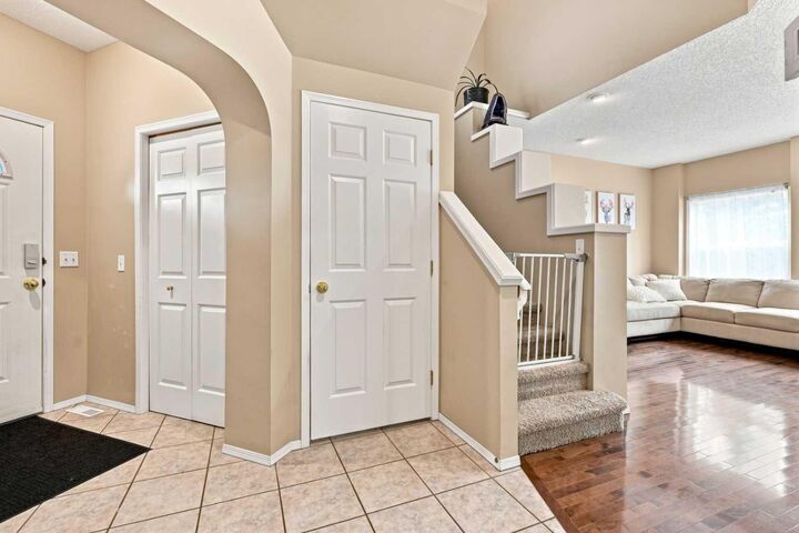 Property Photo: 113 Rocky Ridge Point NW AB T3G 4R5