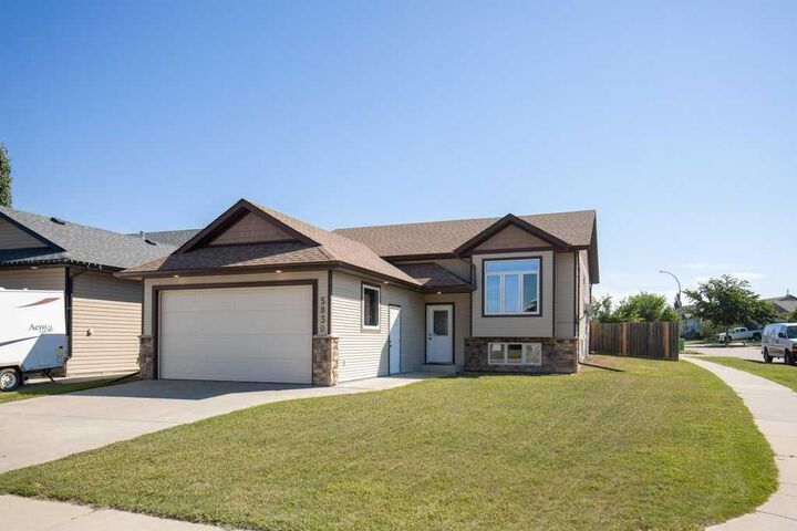 5830 Panorama Drive — photo 1