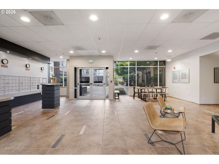 Property Photo:  701 Columbia St 314  WA 98660 
